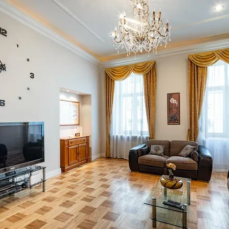 דירה Old 2 Bedroom Vecpilsetas Street